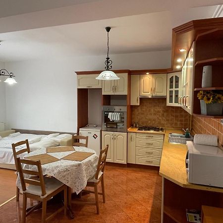 Zoli Apartmanok-Anita Koelcsey 34-36 Hajdúszoboszló Buitenkant foto