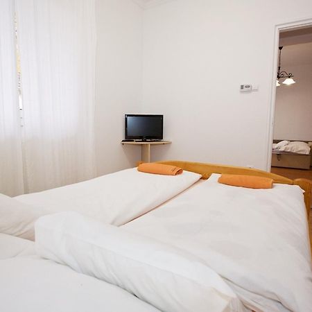 Zoli Apartmanok-Anita Koelcsey 34-36 Hajdúszoboszló Buitenkant foto