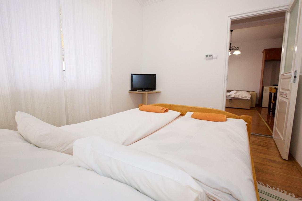 Zoli Apartmanok-Anita Koelcsey 34-36 Hajdúszoboszló Buitenkant foto