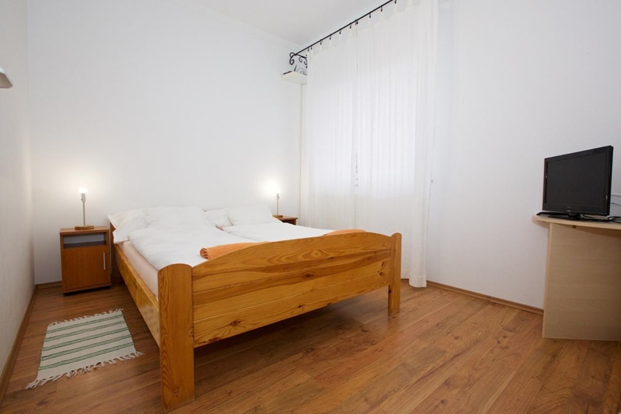 Zoli Apartmanok-Anita Koelcsey 34-36 Hajdúszoboszló Buitenkant foto